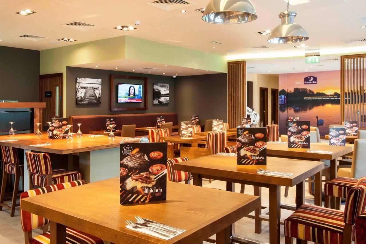 Premier Inn Fleet Zewnętrze zdjęcie