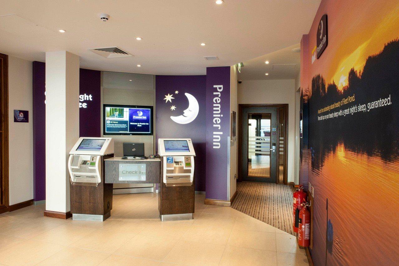 Premier Inn Fleet Zewnętrze zdjęcie