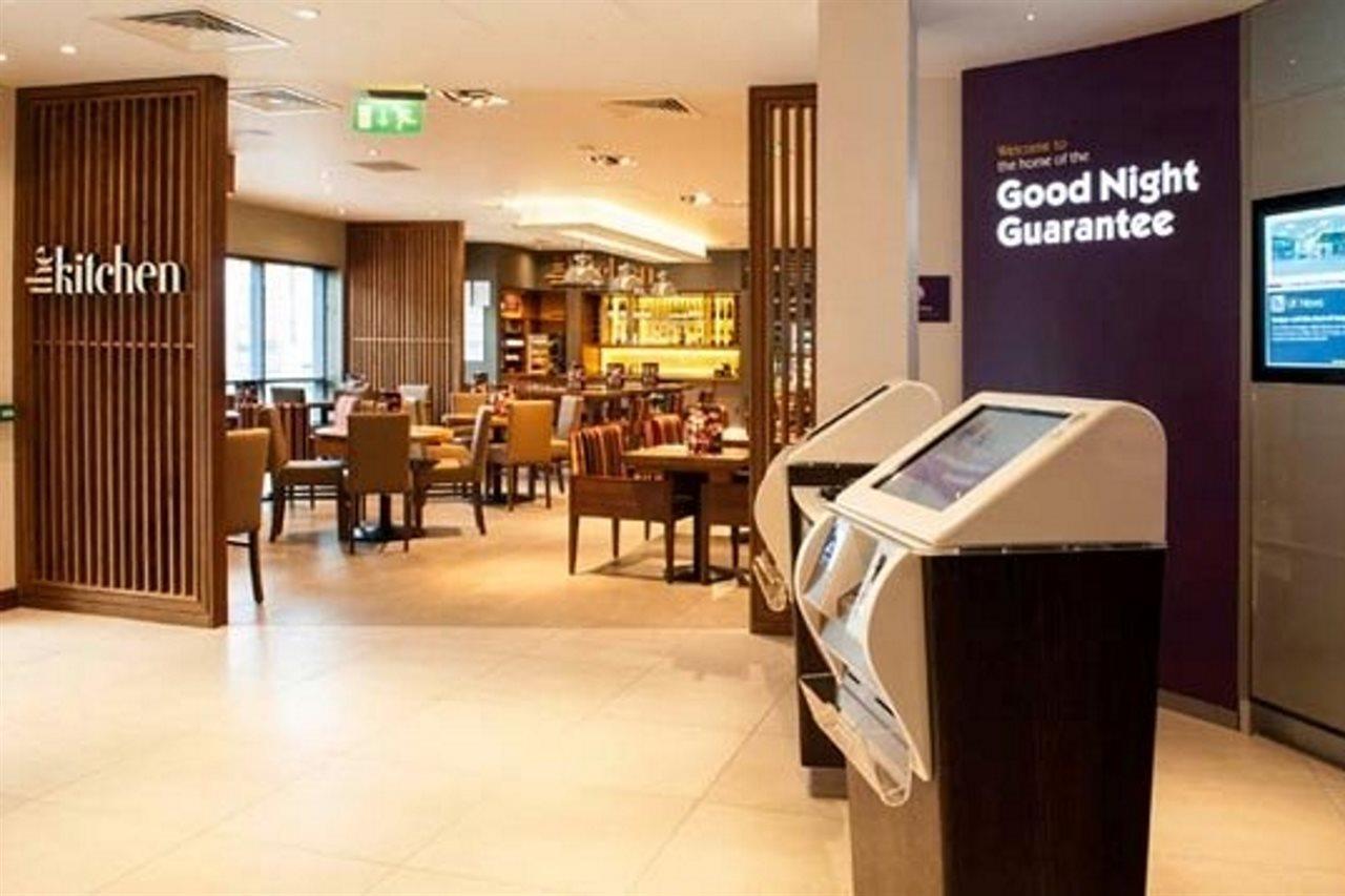 Premier Inn Fleet Zewnętrze zdjęcie